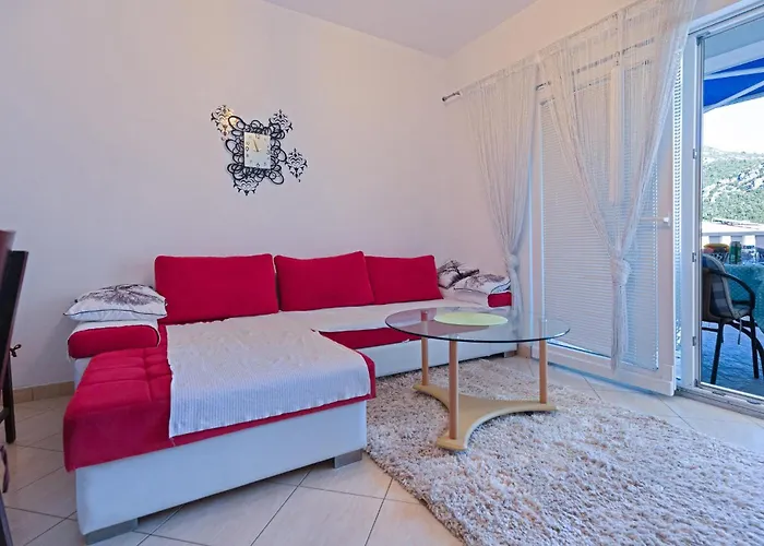 Two-bedroom In Apartamento *